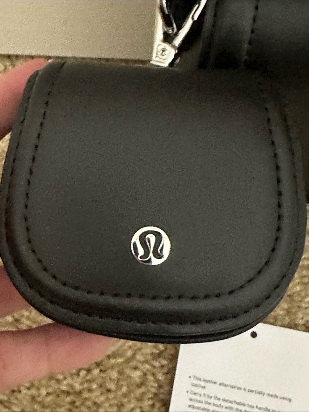 Lululemon Cactus Leather Alternative Mini Bag 1.2L Black NO CROSSBODY STRAP - Picture 4 of 9